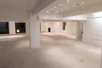 Retail with Great Exposure!