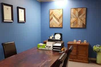 Link Drive office with 5 carparks