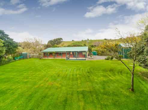 274 Turitea Road, Turitea