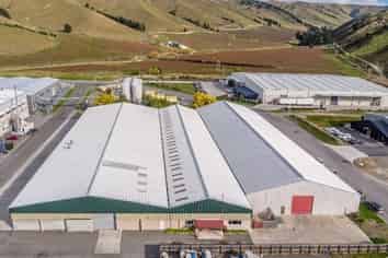 Bulk storage, warehousing or freight distribution