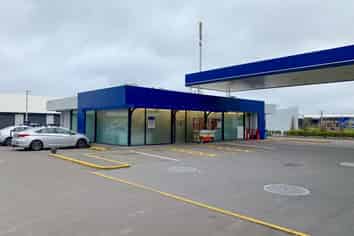 RETAIL OPPORTUNITY ADJACENT TO GULL FORECOURT