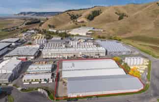 Bulk storage, warehousing or freight distribution