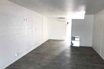 Papanui Retail 46m2 - $350pw + gst