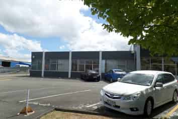 Trade Retail or Large Office Space