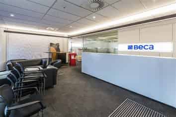 High Profile Multi level Office/Retail