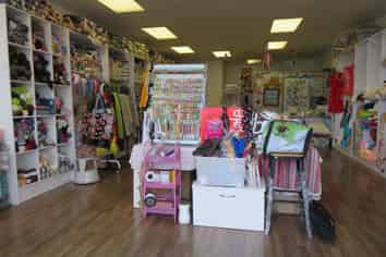 82M² RETAIL/OFFICE FOR LEASE