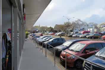 82M² RETAIL/OFFICE FOR LEASE