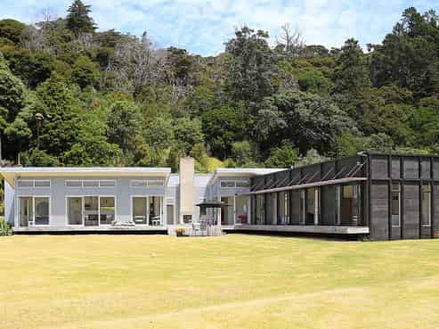 677 Orapiu Road, Waiheke Island