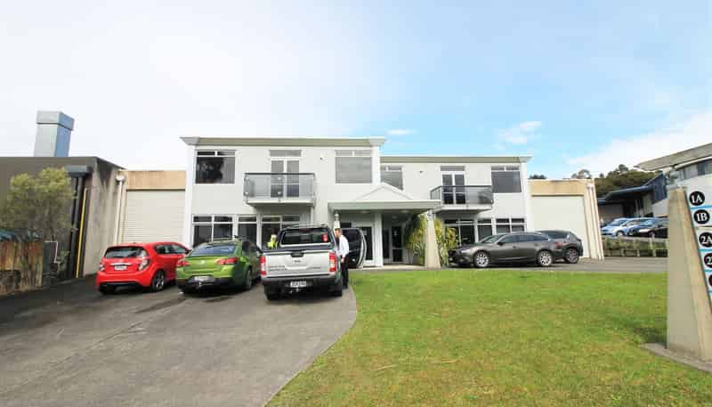 1A/27 David Sidwell Place, Whangaparaoa