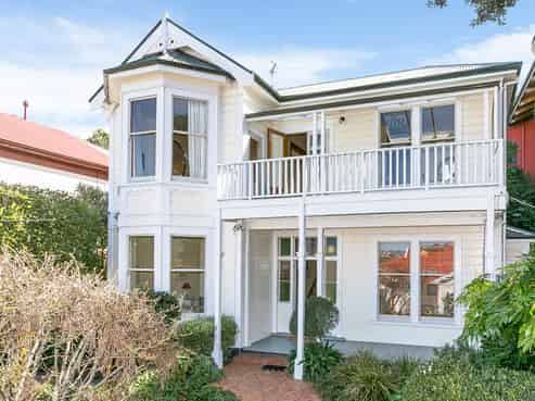 16 Talavera Terrace, Kelburn