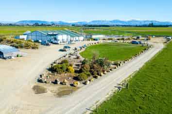  180 Old Main South Road and Looker Road, Geraldine