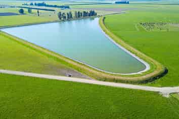  180 Old Main South Road and Looker Road, Geraldine