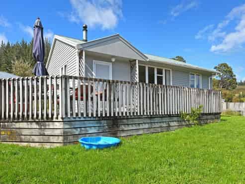 64 Moeraki Road, Maoribank