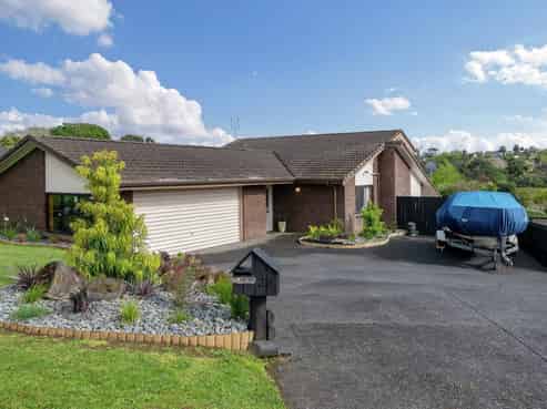 36 Galloway Crescent, Farm Cove