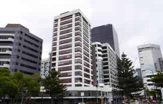 Full Floor Plus Deck