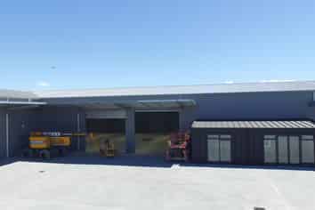 Warehouse and workshops 