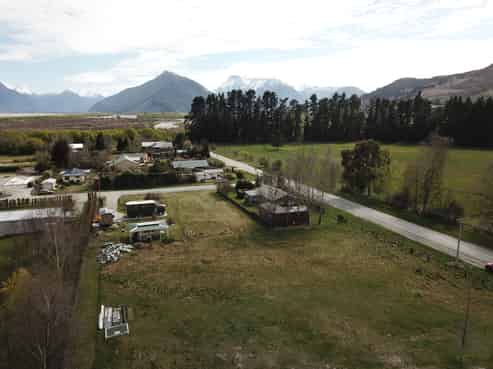 63 Mull St 28 Groves St and 95 Oban St, Glenorchy