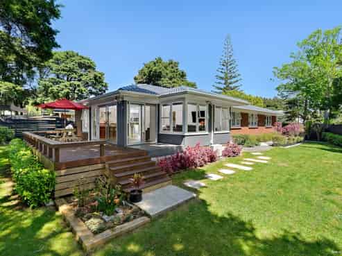 44 David Avenue, Hillpark