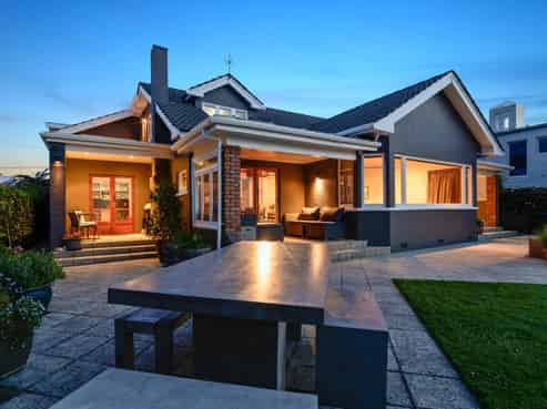 25 Willow Avenue, Hannahs Bay