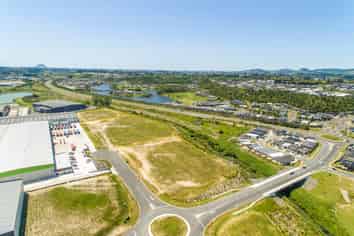 FOR LEASE (DESIGN & BUILD)