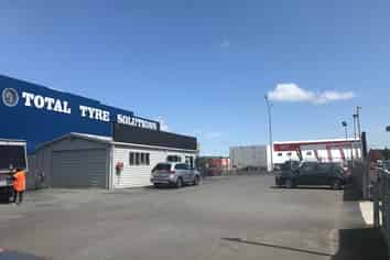 PROFILE STATE HIGHWAY DISPLAY YARD