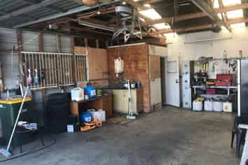 PROFILE STATE HIGHWAY DISPLAY YARD