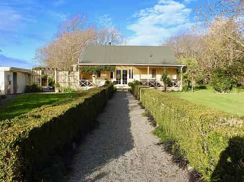 15 Gleeson Road, Manakau