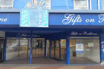 Spacious Retail Opportunity at 10 Rathbone St!