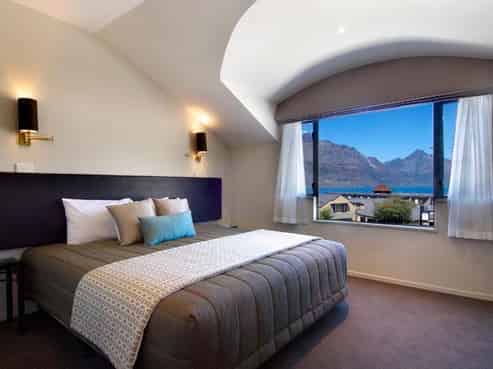 Queenstown 17 Freehold Apartment Investments