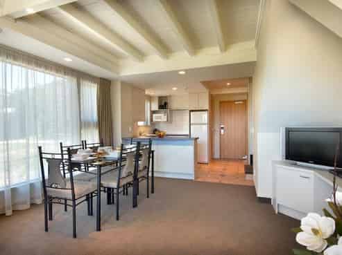 Queenstown 17 Freehold Apartment Investments