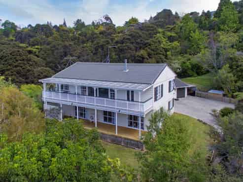 3 Laingrange Place, Laingholm