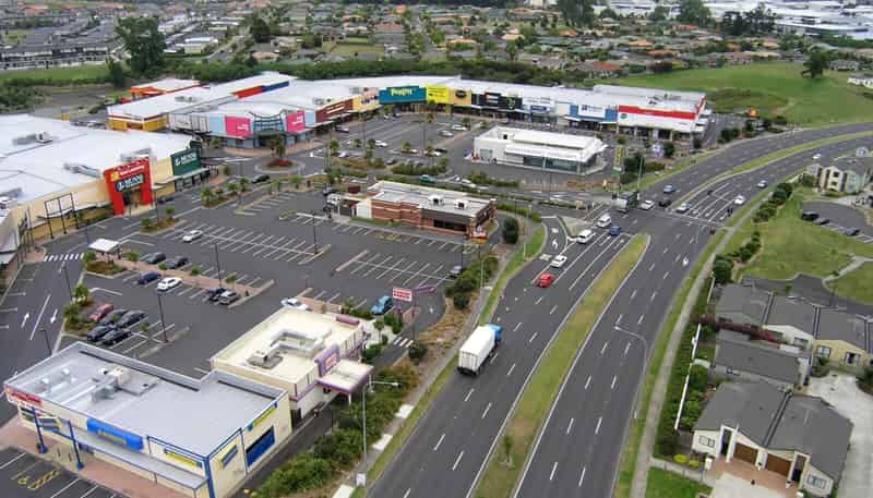 451 Ti Rakau Drive, Botany Downs