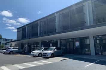 Brand New Retail - Glendene