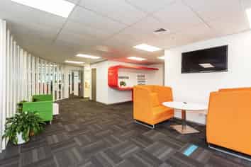 Superior Office with Vacant Possession