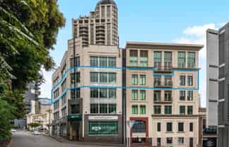 Superior Office with Vacant Possession