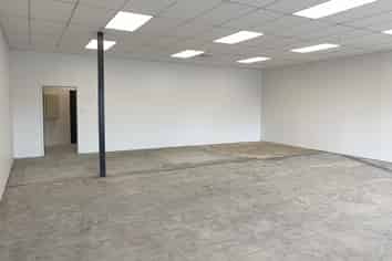 Retail at Mt Wellington Shopping Centre!