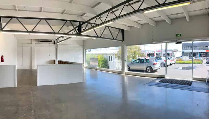 2B/38 Barrys Point Road, Takapuna