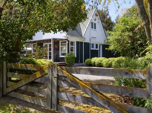 57 Raniera Grove, Hatepe