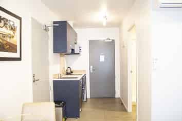 Auckland - Address withheld