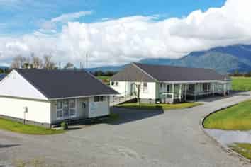 Established accommodation opportunity +GST if any