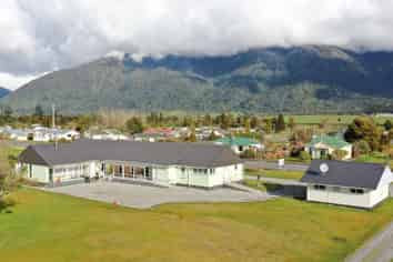 Established accommodation opportunity +GST if any