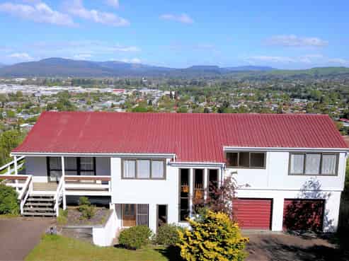 23 Russell Crescent, Western Heights