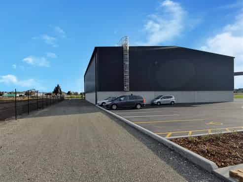 1,008m2 Warehouse - Corner Site - Available Now!!