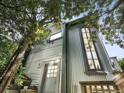 54 Liardet Street, Vogeltown