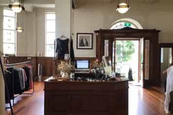 "All that glitters is not gold"