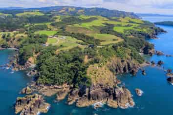 100 Omaha Block Access Road, Leigh