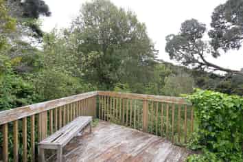 30 Girrahween Drive, Totara Vale