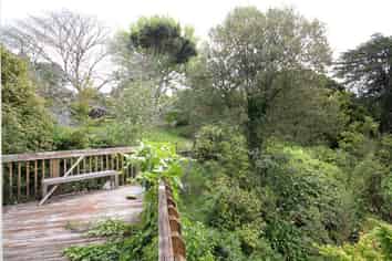 30 Girrahween Drive, Totara Vale