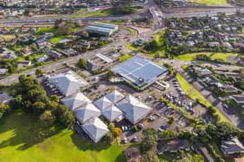 MASSEY RETAIL AVAILABLE