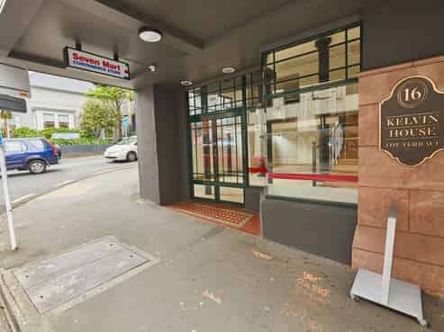 High profile retail shop